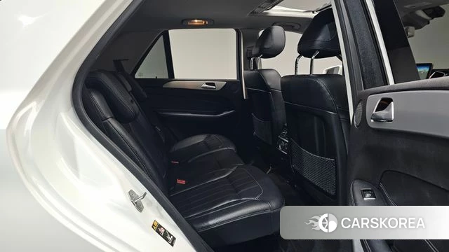 Mercedes-Benz GLE - Class W166 2018 Белый из Кореи, фото 2