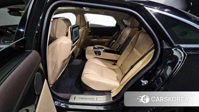 Jaguar All New XJ 2018 Черный из Кореи, фото 2