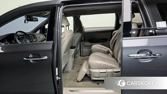 Kia All New Carnival 2018 Серый из Кореи, фото 2