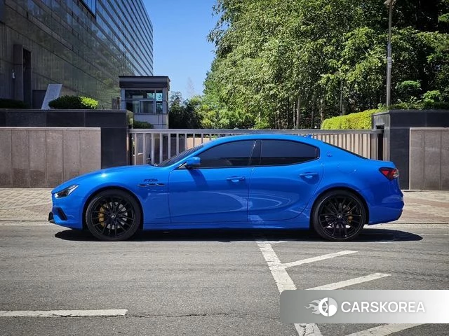 Maserati Ghibli 2021 Синий из Кореи, фото 2