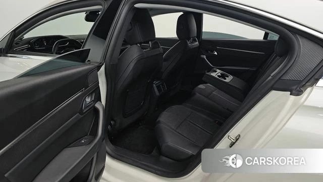 Peugeot 508 second Generation 2019 Белый из Кореи, фото 2