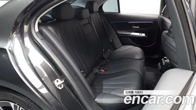 Mercedes-Benz E-Class W214 2024 Серый из Кореи, фото 2