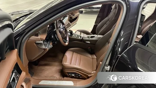 Porsche Panamera (971) 2023 Черный из Кореи, фото 2