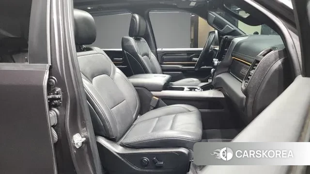 Dodge Lampicup 2019 Серый из Кореи, фото 2