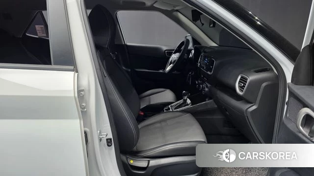 Hyundai Venue 2022 Белый из Кореи, фото 2