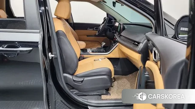 Kia Carnival 4th generation 2023 Черный из Кореи, фото 2