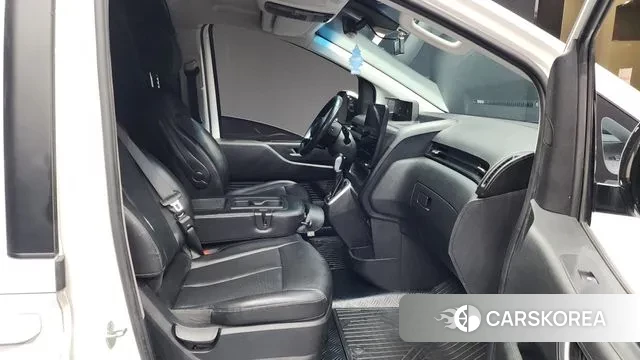 Hyundai Staria 2021 Белый из Кореи, фото 2