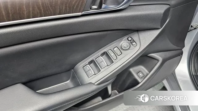 Honda Accord 10th Generation 2018 Серебристо-серый из Кореи, фото 2