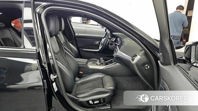 BMW 3 Series (G20) 2021 Черный из Кореи, фото 2