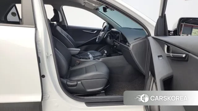 Kia Di Ol Nu Niro 2022 Белый из Кореи, фото 2