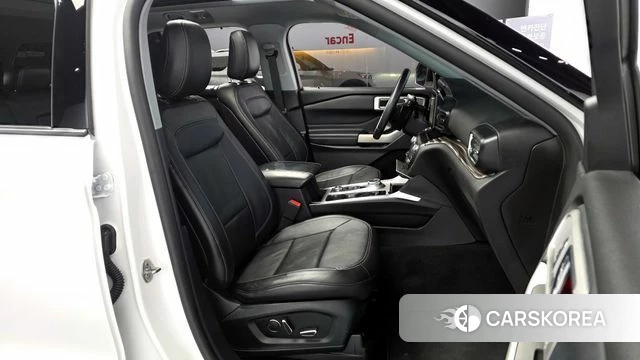 Ford Explorer 6th Generation 2020 Белый из Кореи, фото 2