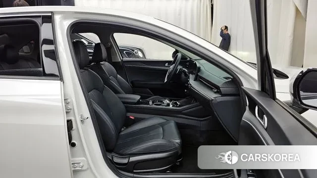 Kia The New K5 3rd generation 2024 Белый из Кореи, фото 2