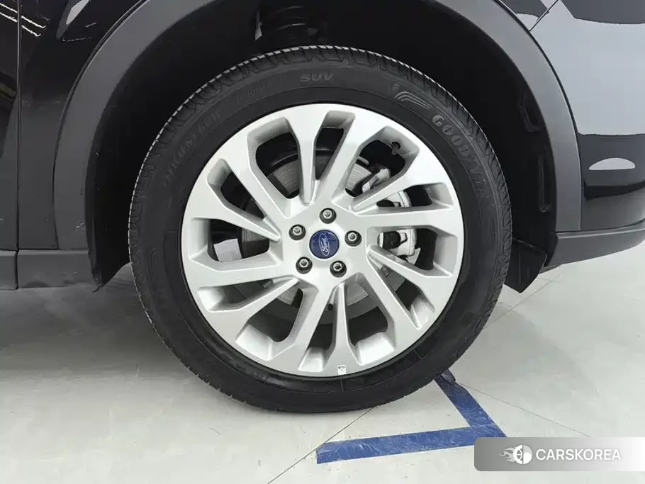 Ford Lingyu 2023 Черный из Китая, фото 2