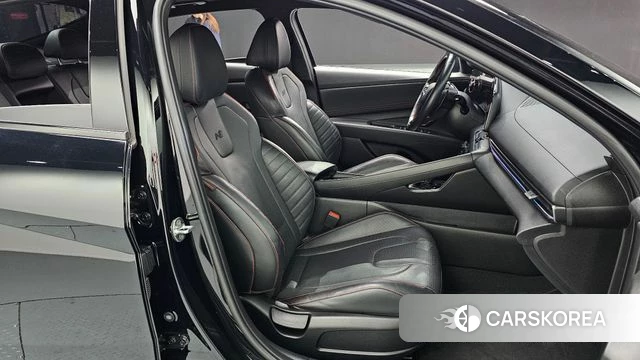 Hyundai Avante (CN7) 2021 Черный из Кореи, фото 2