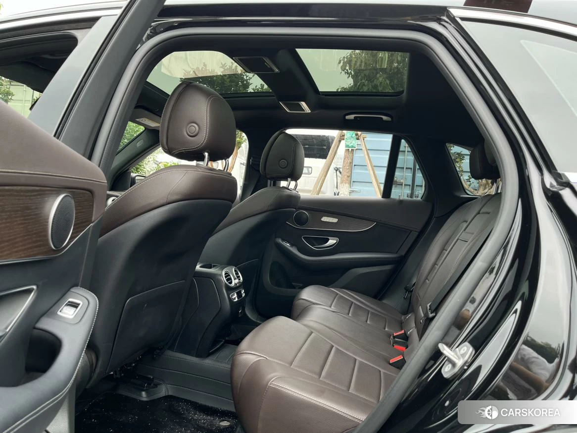 Mercedes-Benz GLC 2022 Черный из Китая, фото 2