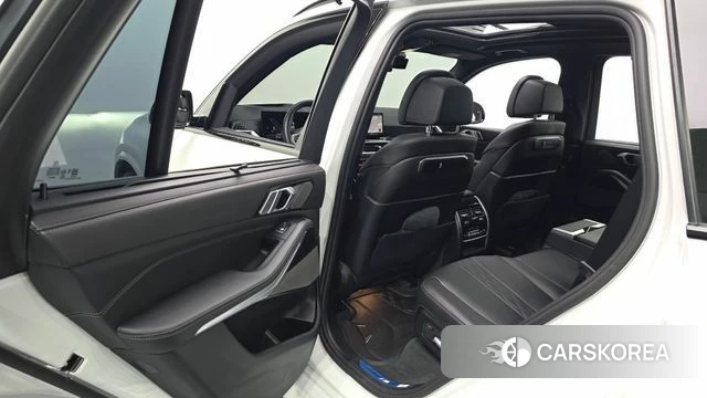 BMW X5 (G05) 2025 Белый из Кореи, фото 2