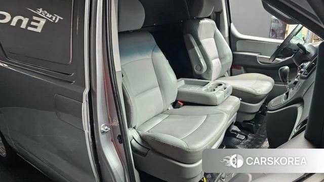 Hyundai The New Grand Starex 2020 Серебряный из Кореи, фото 2