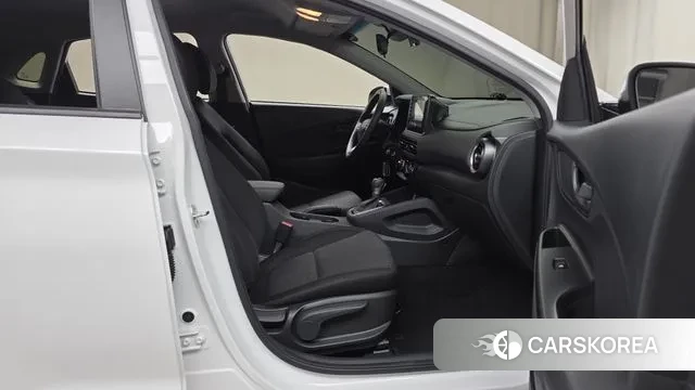 Hyundai The New Kona 2021 Белый из Кореи, фото 2