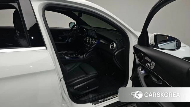 Mercedes-Benz GLC-Class X253 2020 Белый из Кореи, фото 2