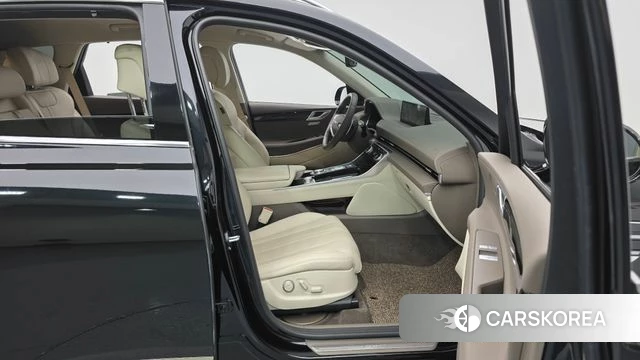 Genesis GV80 2022 Черный из Кореи, фото 2