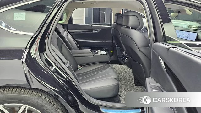 Genesis G80 (RG3) 2024 Черный из Кореи, фото 2