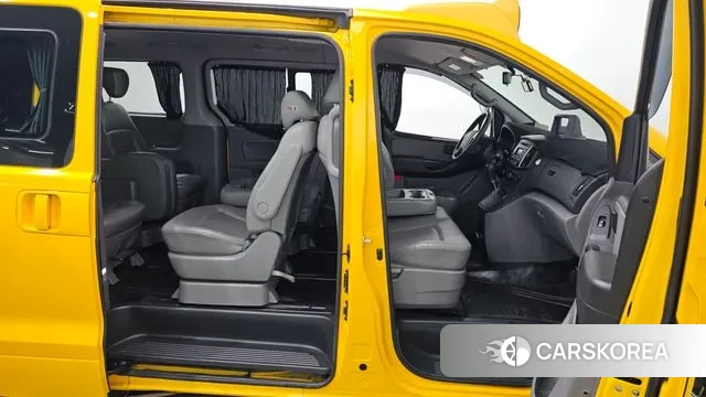 Hyundai The New Grand Starex 2018 Желтый из Кореи, фото 2