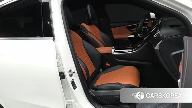 Mercedes-Benz GLC-Class X254 2025 Белый из Кореи, фото 2