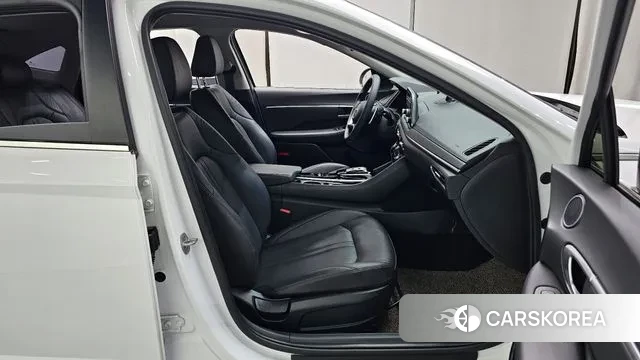 Hyundai Sonata (DN8) 2022 Белый из Кореи, фото 2