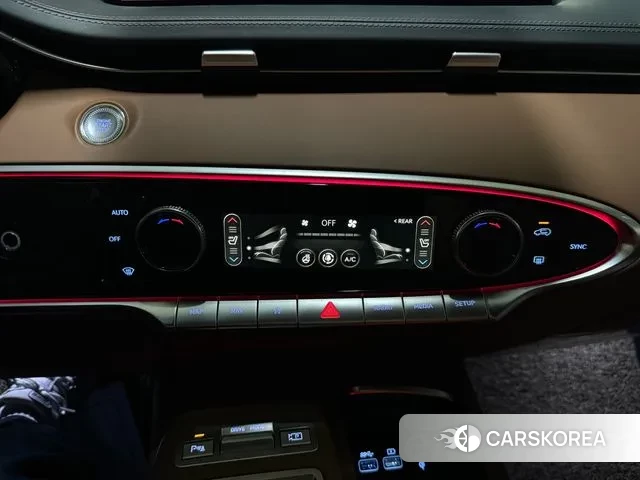Genesis GV70 2023 Черный из Кореи, фото 2