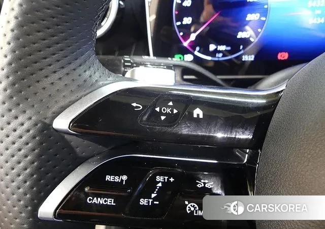 Mercedes-Benz GLC-Class X254 2024 Белый из Кореи, фото 2