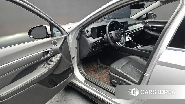 Hyundai Sonata D Edge (DN8) 2025 Серебристо-серый из Кореи, фото 2