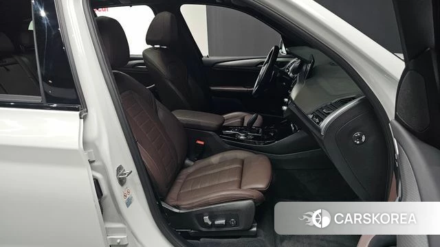 BMW X3 (G01) 2021 Белый из Кореи, фото 2