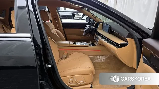 Genesis G90 (RS4) 2022 Черный из Кореи, фото 2