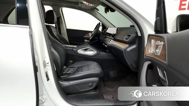 Mercedes-Benz GLE-Class W167 2021 Белый из Кореи, фото 2