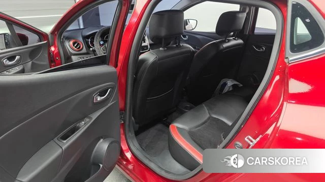 Renault Korea (Samsung) Clio 2019 Красный из Кореи, фото 2