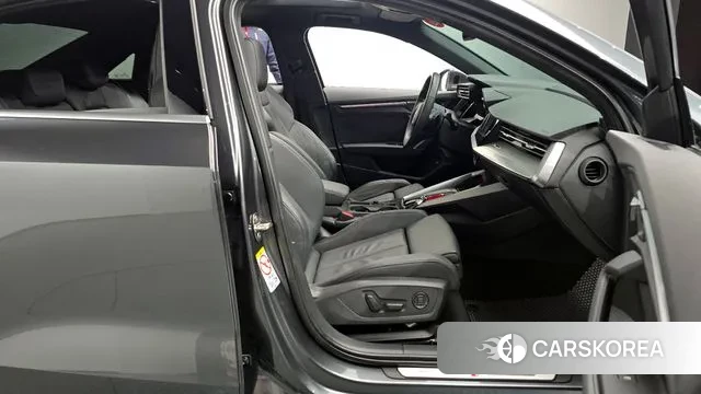 Audi A3 (8Y) 2022 Серый из Кореи, фото 2