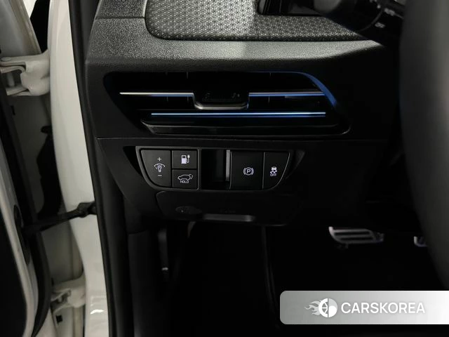 Kia EV6 2023 Белый из Кореи, фото 2