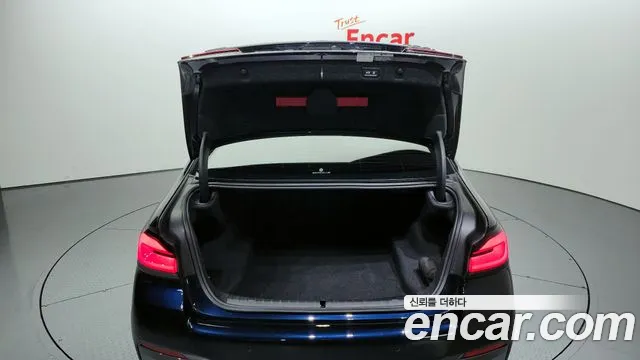 BMW 5 Series (G30) id 2676532 из Кореи 2