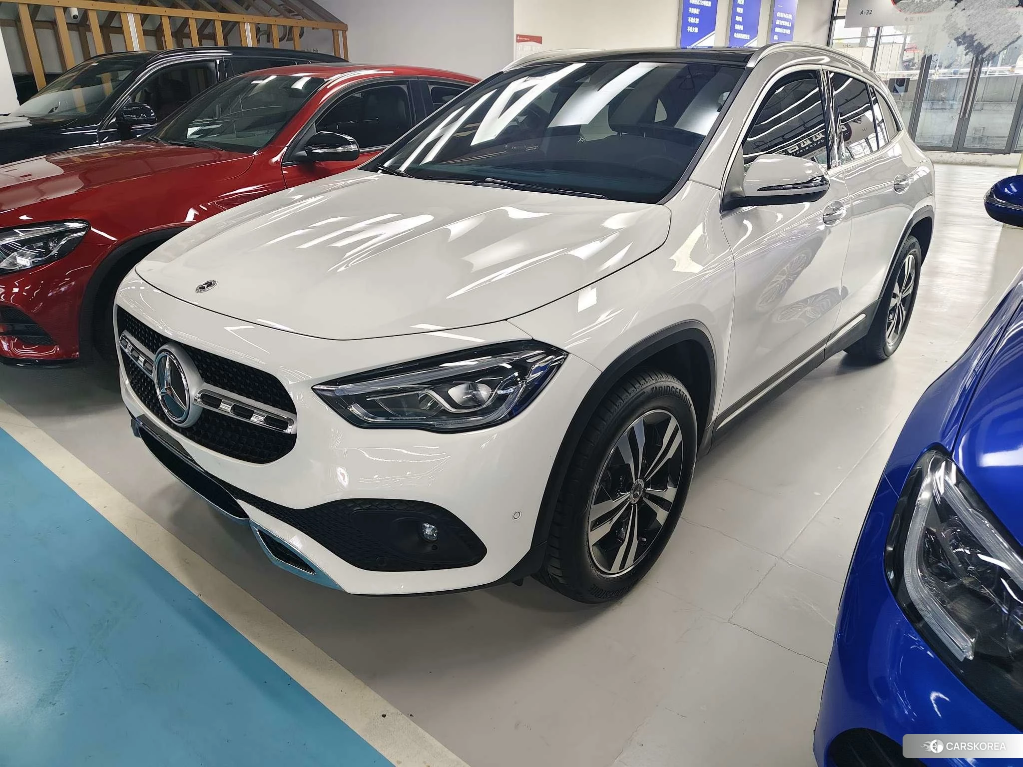 Mercedes-Benz GLA 2021 Белый из Китая, фото 2