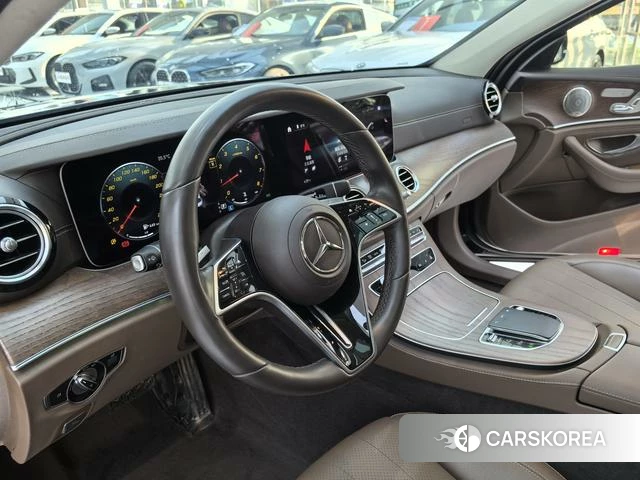 Mercedes-Benz E-class id 3944922 из Китая 2