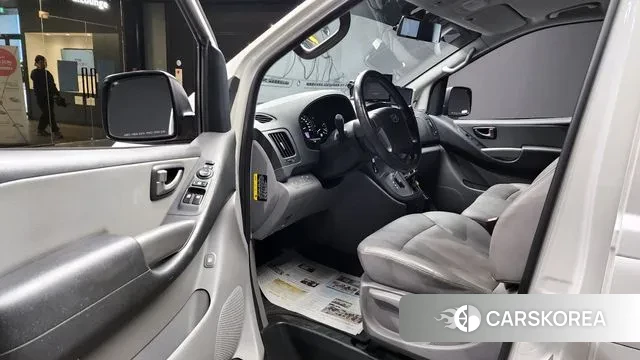 Hyundai The New Grand Starex 2018 Белый из Кореи, фото 2