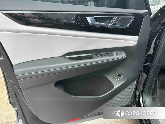 Volkswagen Tourang 2022 Черный из Китая, фото 2