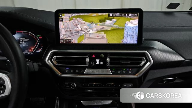 BMW X4 (G02) 2023 Белый из Кореи, фото 2