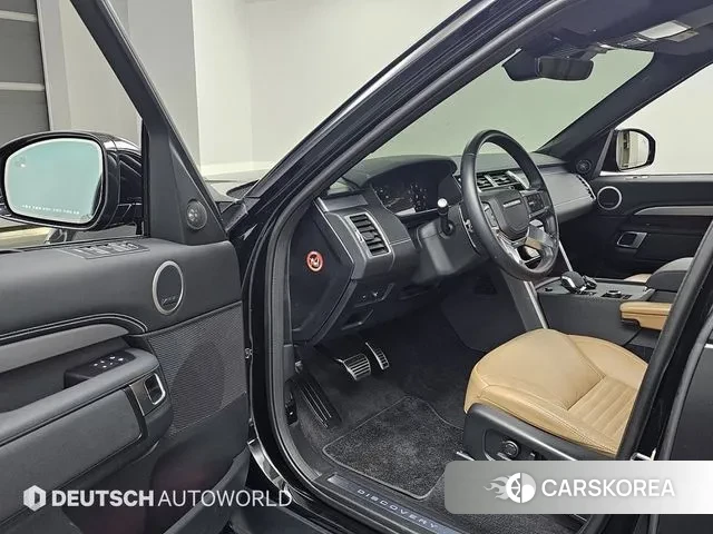 Land Rover Discovery 5 2024 Черный из Кореи, фото 2