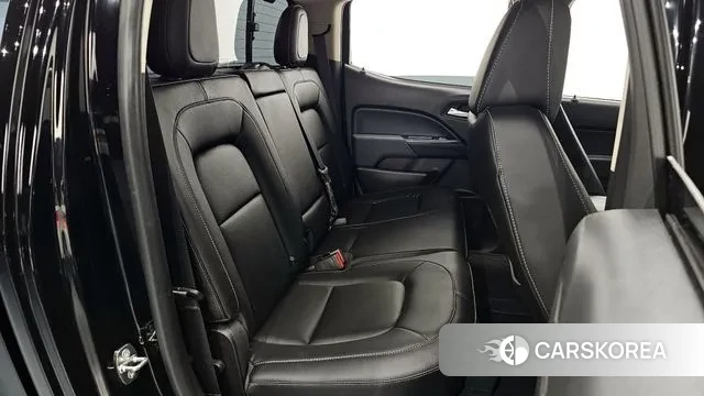 Chevrolet (GM Daewoo) Real New Colorado 2022 Черный из Кореи, фото 2