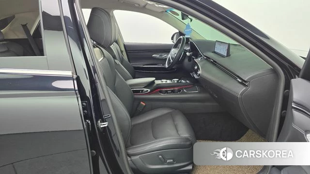 Genesis GV70 2021 Черный из Кореи, фото 2