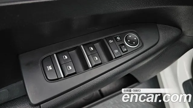 Kia The New K3 2nd generation 2021 Белый из Кореи, фото 2