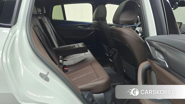 BMW X4 (G02) 2025 Белый из Кореи, фото 2