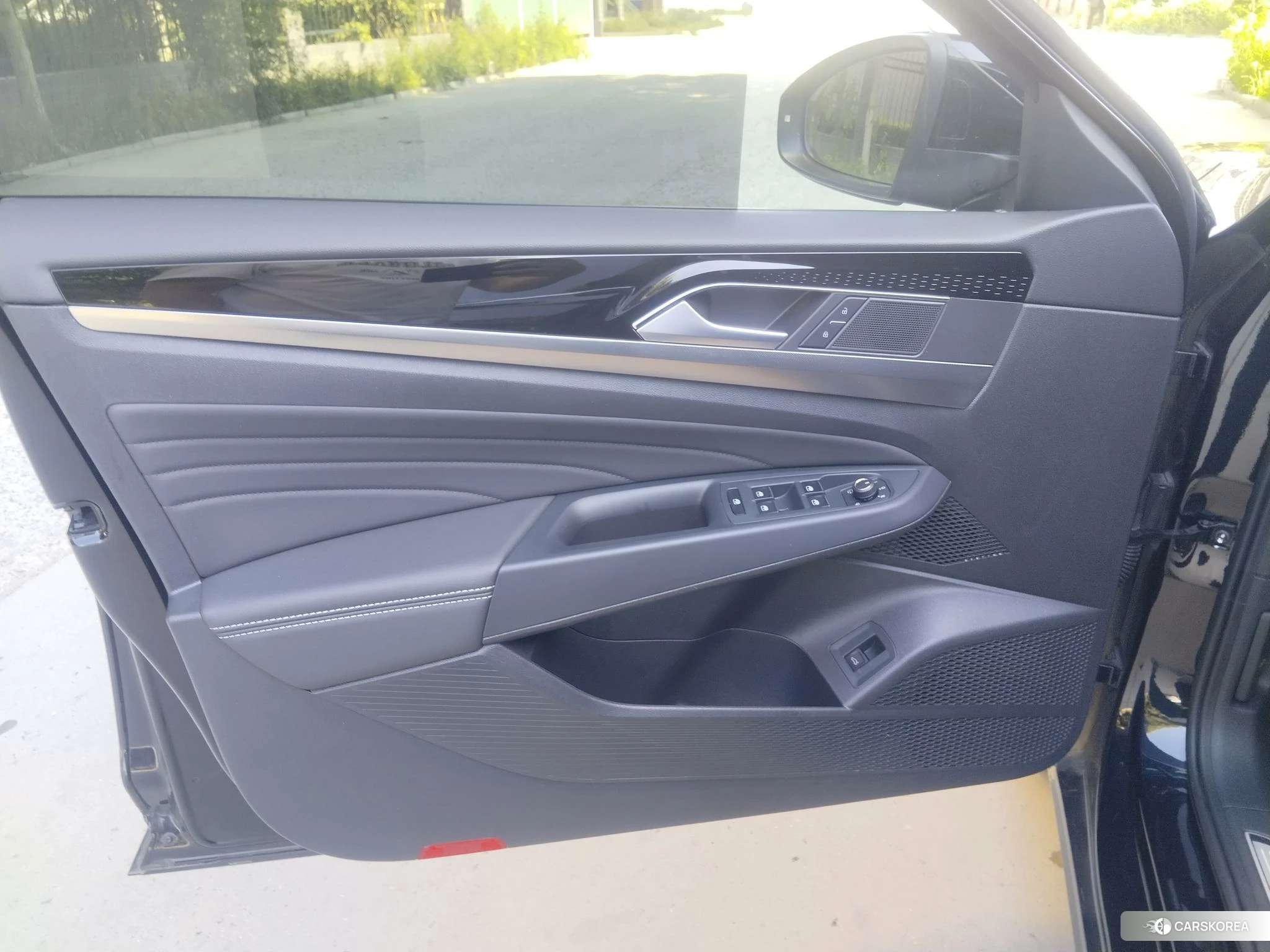 Volkswagen Passat 2021 Черный из Китая, фото 2
