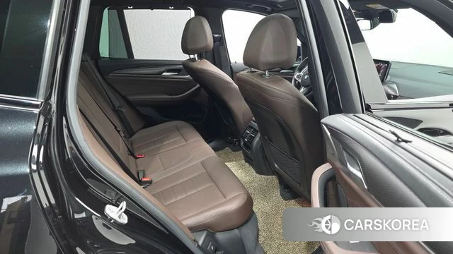 BMW X3 (G01) 2023 Черный из Кореи, фото 2